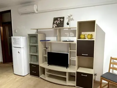 Cucina o angolo cottura di AT HOME Mogliano come a casa ma in vacanza