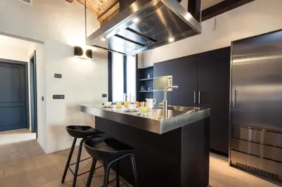 Cucina o angolo cottura di Luxury Modern Design Home, Campo dei Mori wifi