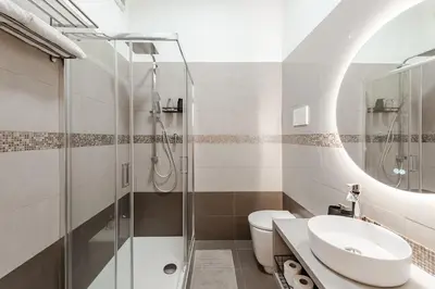 Bagno di Centro Storico - Stazione a 500m Strategico Elegant Loft