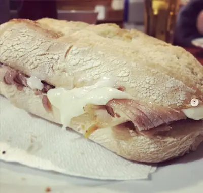 Cibo presso il bed & breakfast o nelle vicinanze