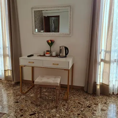 Set per la preparazione di tè e caffè presso Venezia Canal View