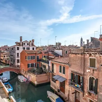 Casa con vista canale