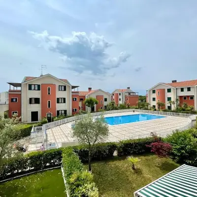 Residence Ca D'Oro con piscina Cavallino - Carraro Immobilare - Family Apartments