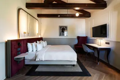 Letto o letti in una camera di Radisson Collection Hotel, Palazzo Nani Venice