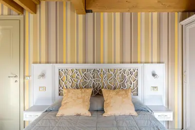 Letto o letti in una camera di Ca' Cappello Venice Apartment 2 with Canal View