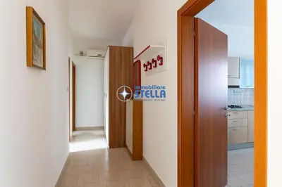 Certificato, attestato, insegna o altro documento esposto da Condominio Baraziol