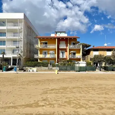 Villa Fronte Mare - Carraro Immobiliare - Family Apartments