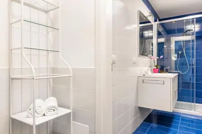 Bagno di Guggenheim Luxury Suites By Bricola Apartments
