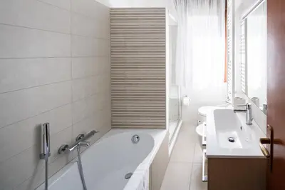 Bagno di Appartamento Calmo 2SX