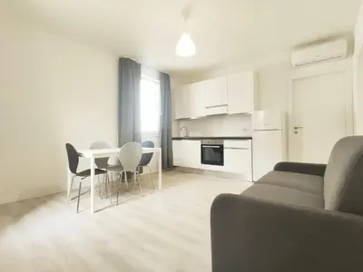 Cucina o angolo cottura di VOLTA - APPENA RISTRUTTURATO - 100 MT DA PIAZZA MAZZINI