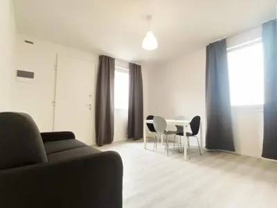 Area soggiorno di VOLTA - APPENA RISTRUTTURATO - 100 MT DA PIAZZA MAZZINI