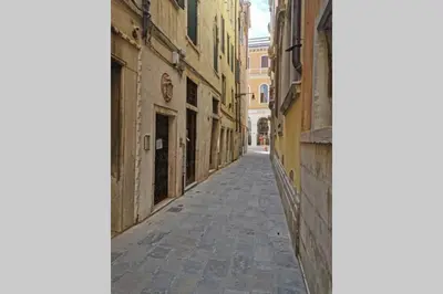 Il quartiere o una zona nella vicinanze dell'appartamento