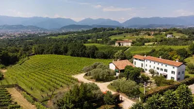 Paesaggio naturale nelle vicinanze della casa vacanze
