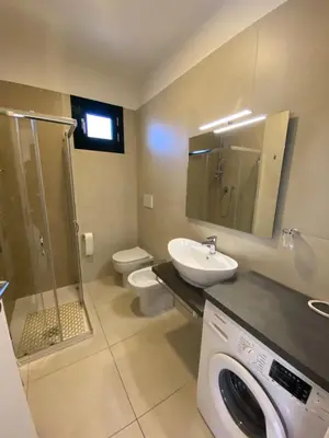 Bagno di RESIDENCE QUITO PIAZZA MAZZINI 150m dal mare e vicino Pista Azzurra