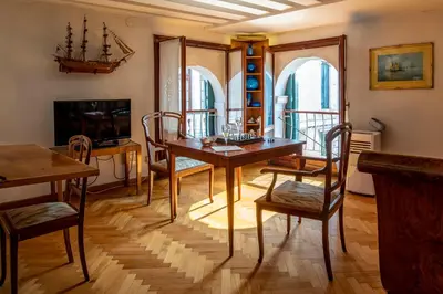 TV o dispositivi per l'intrattenimento presso Ca’ Cappello Venetian Apartment M02074212072