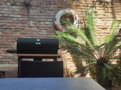 Attrezzature per barbecue disponibili per gli ospiti dell'appartamento