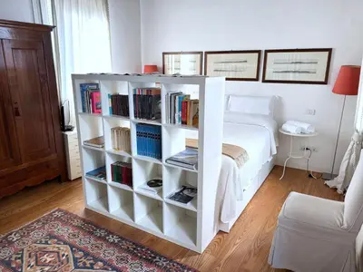 Biblioteca nell'affittacamere