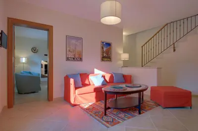 Area soggiorno di TORRE-BARBARIGA country house,3 beds,3 bath,parking