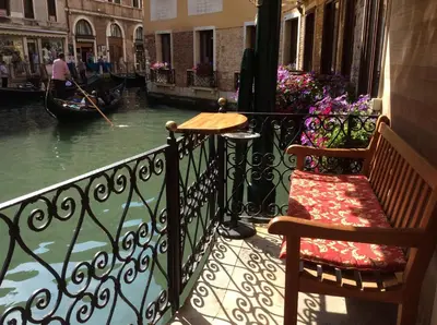 Vista sul fiume nelle vicinanze dell'hotel