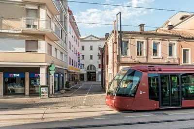 Il quartiere o una zona nella vicinanze dell'hotel