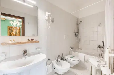 Bagno di Hotel Marconi