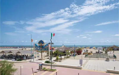 Vista generica sul mare o vista sul mare dall'interno della casa vacanze