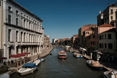 Vista sul fiume nelle vicinanze dell'affittacamere