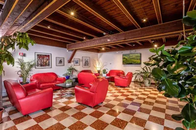 Area soggiorno di BEST WESTERN Titian Inn Hotel Treviso