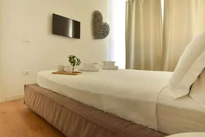 TV o dispositivi per l'intrattenimento presso Luxury Battisti free Parking