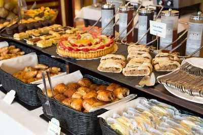Cibo presso l'hotel o nelle vicinanze