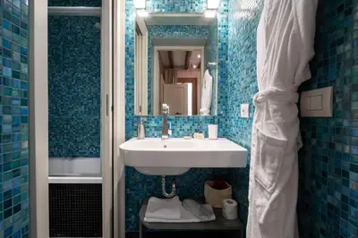 Bagno di VeNICe Cera Tintoretto Suites