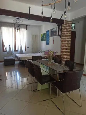 Area soggiorno di Angolo di pace a pochi passi dal centro e dal mare
