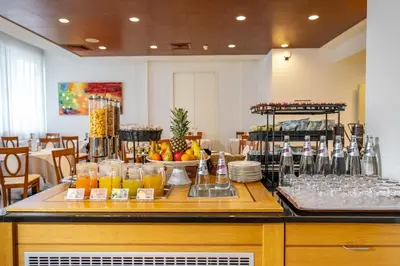 Cibo presso l'hotel o nelle vicinanze