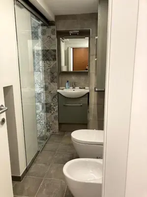 Bagno di Appartamento Tre Archi con corte privata