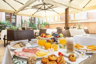 Cibo presso l'hotel o nelle vicinanze