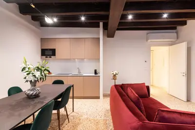 Cucina o angolo cottura di Palazzo Miracoli Apartments