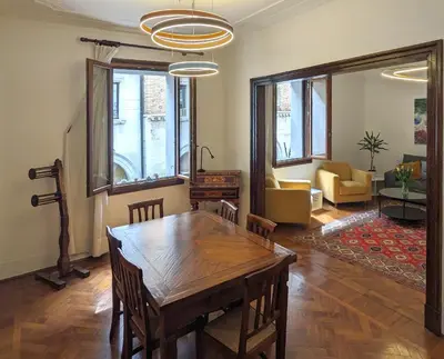 Area soggiorno di CA ROSON Exclusive Apt in heart of Padua