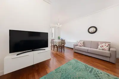 TV o dispositivi per l'intrattenimento presso COLOMBINA HOME Venice with canal view