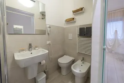 Bagno di Casetta in Via Dini
