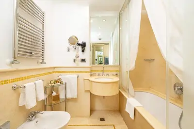 Bagno di Hotel A La Commedia