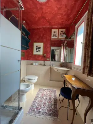 Bagno di Gabrielle's room