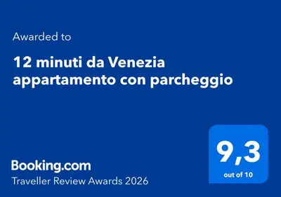 Certificato, attestato, insegna o altro documento esposto da 12 minuti da Venezia appartamento con parcheggio