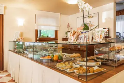Cibo presso l'hotel o nelle vicinanze