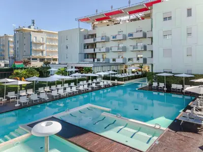 Piscina di Domino Suite Hotel & Residence o nelle vicinanze