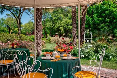Giardino di Park Hotel Junior