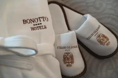 Certificato, attestato, insegna o altro documento esposto da Bonotto Hotel Belvedere