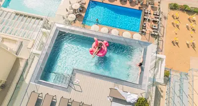 Piscina di Victoria Frontemare Beach & Spa Hotel Jesolo o nelle vicinanze