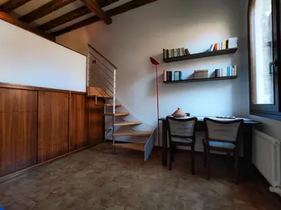 Biblioteca nell'appartamento