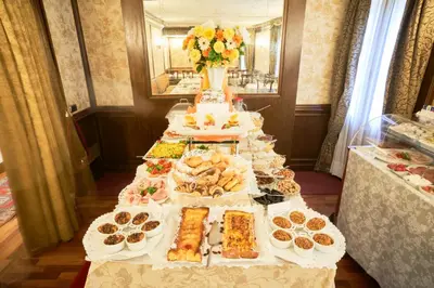 Cibo presso l'hotel o nelle vicinanze