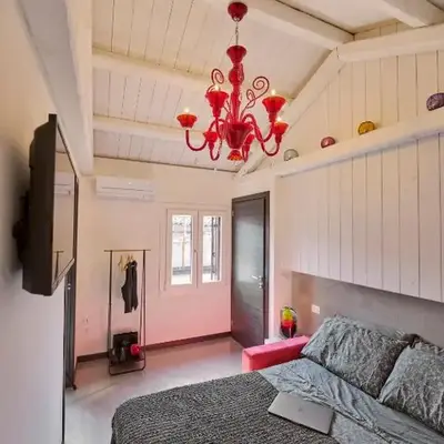 Simone Cenedese Murano Apartments - Ambra